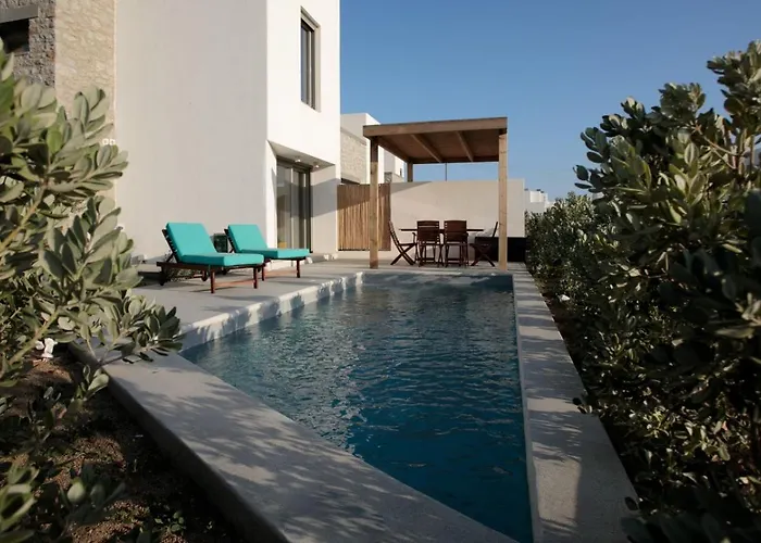 Summer Sense, New Private Retreat With Private Pool, Agia Anna, Naxos Ferienhaus